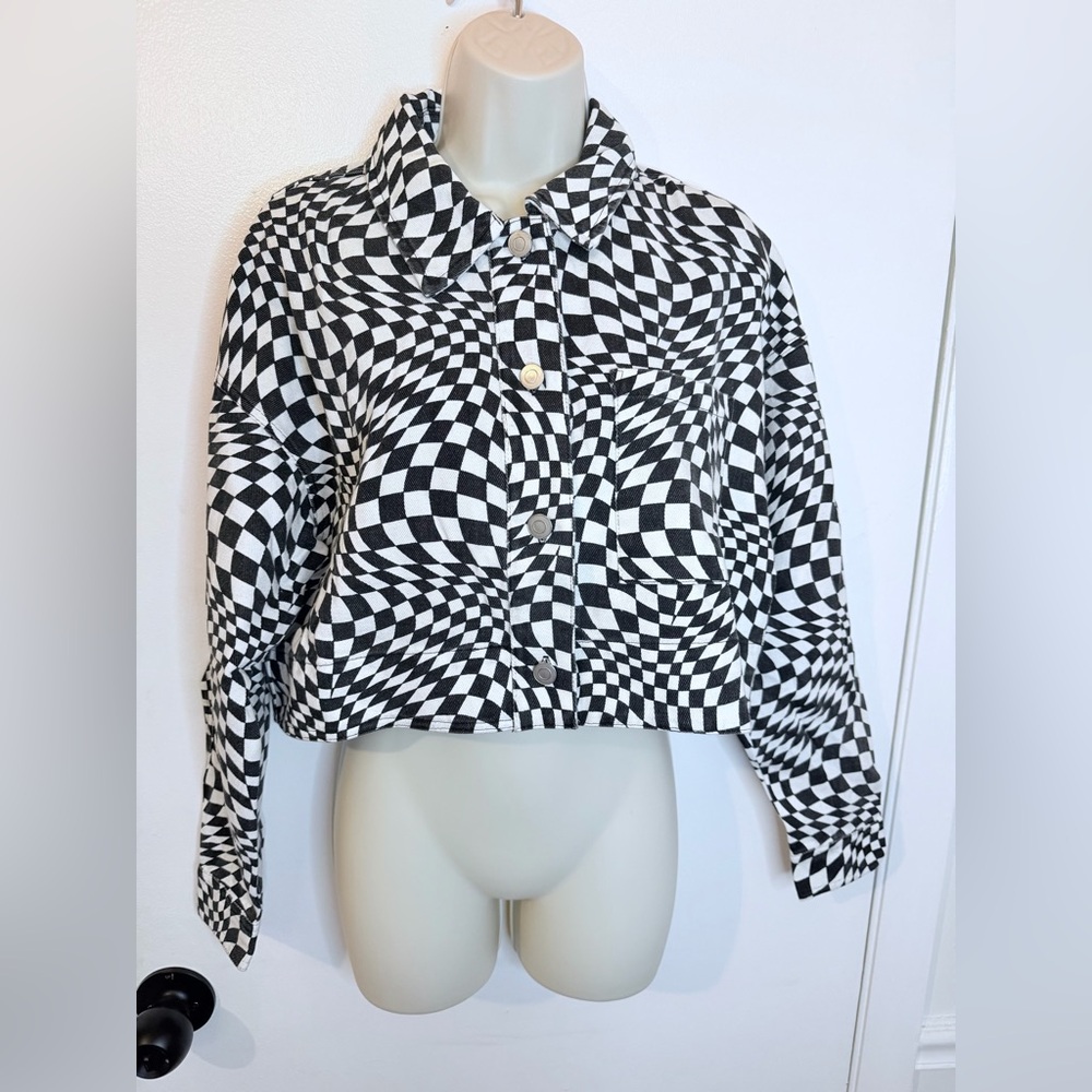 Elodie Cropped Psychedelic Mesmerizing Jacket Black & White Size Small